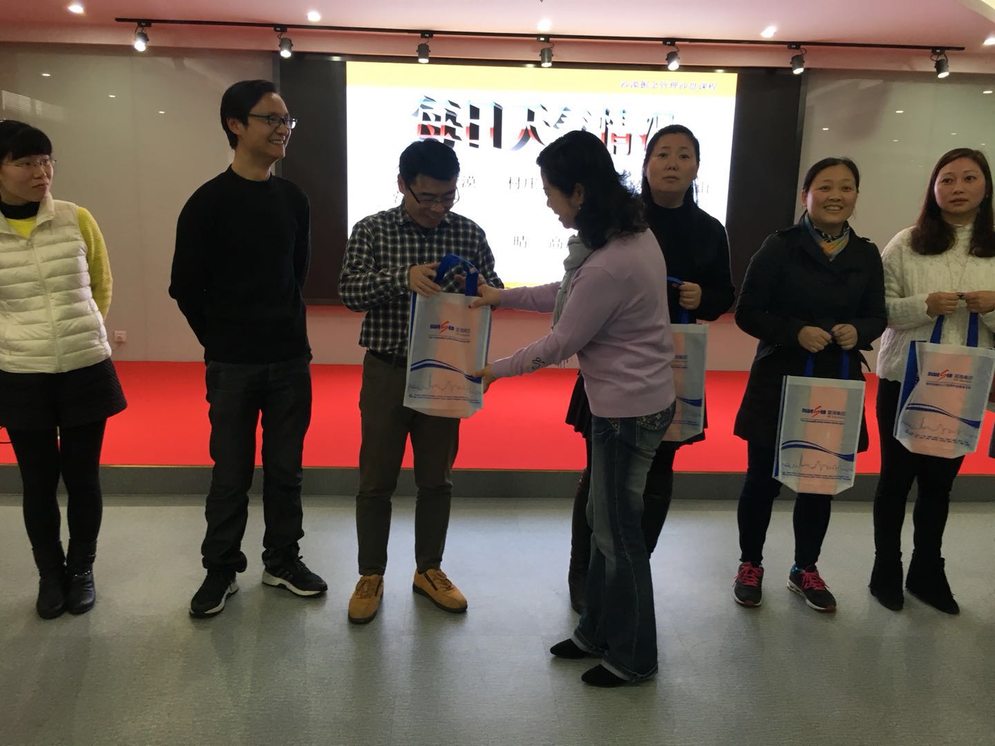 1522060603604123.jpg 1522060603604123.jpg