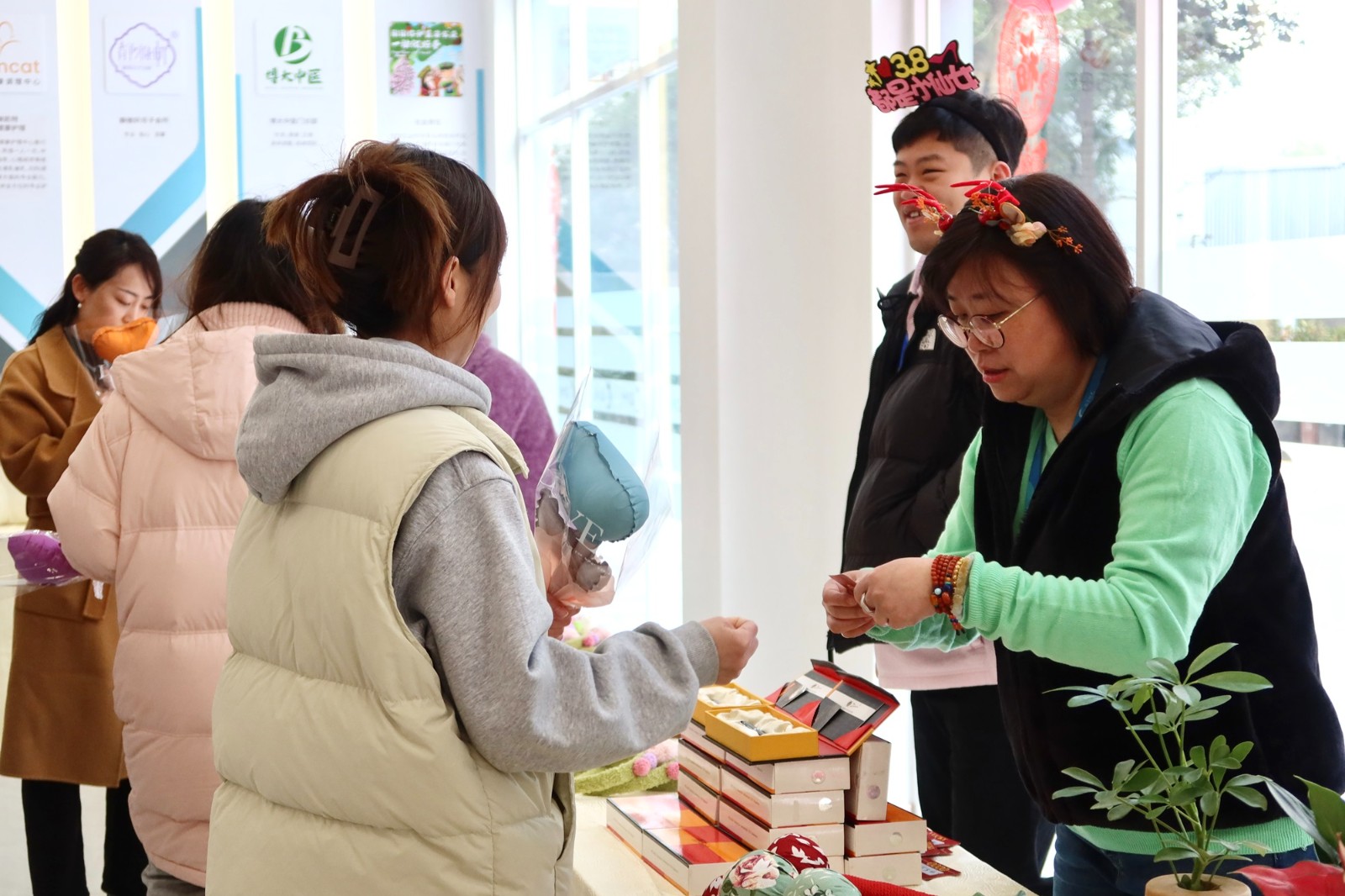 1711950212935596.jpg 1711950212935596.jpg