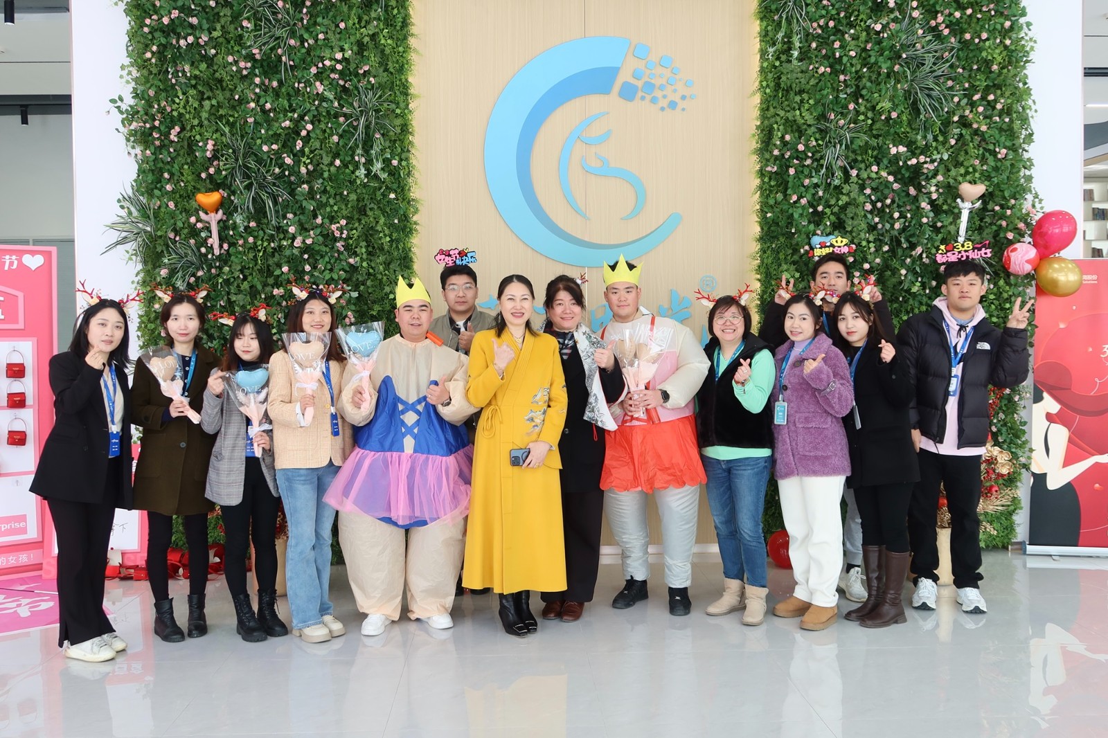 1711950215102553.jpg 1711950215102553.jpg