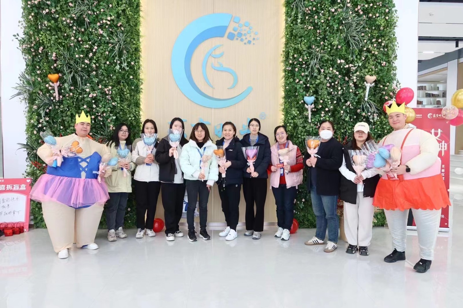 1711950215124232.jpg 1711950215124232.jpg