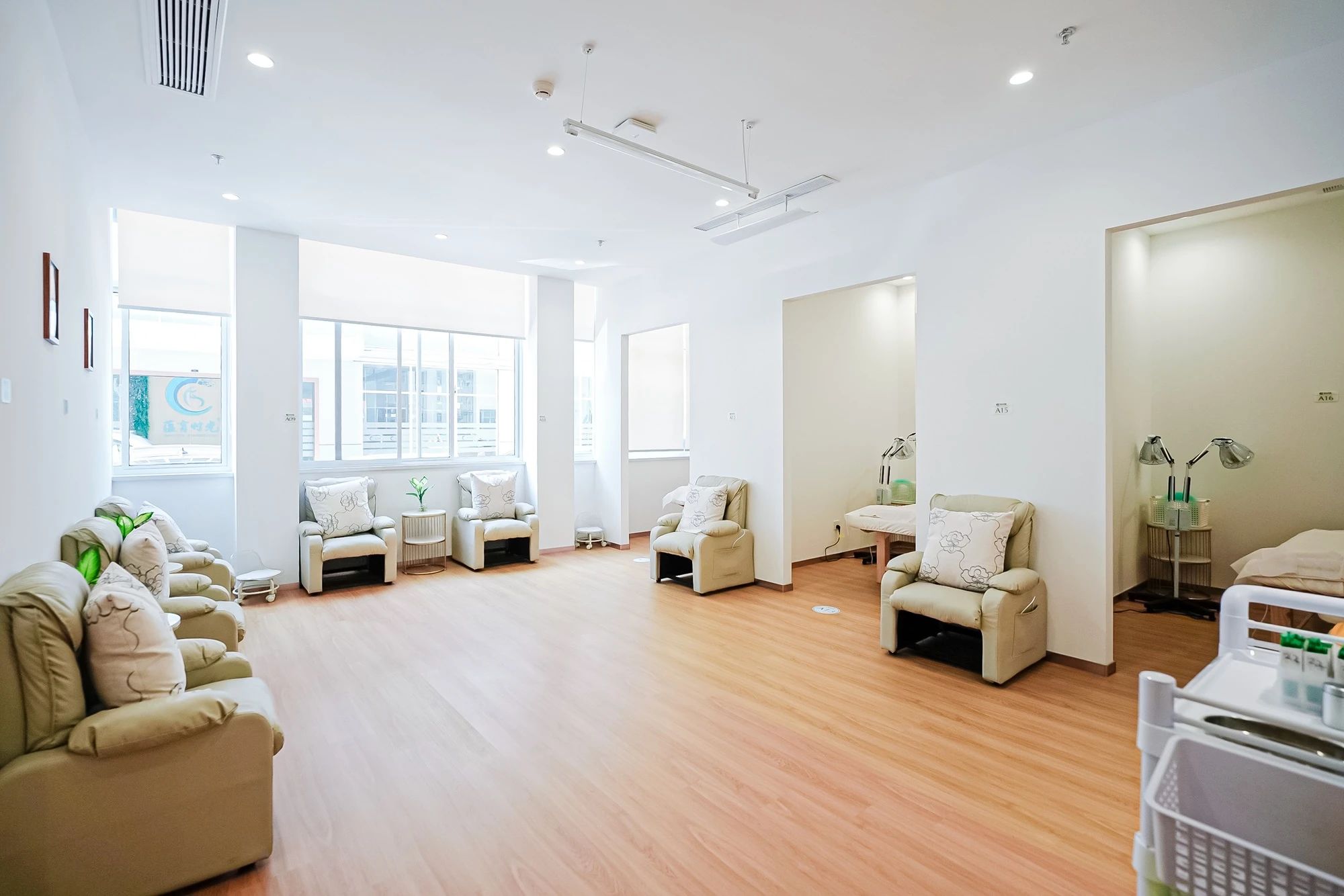 1724142231704129.jpg 1724142231704129.jpg